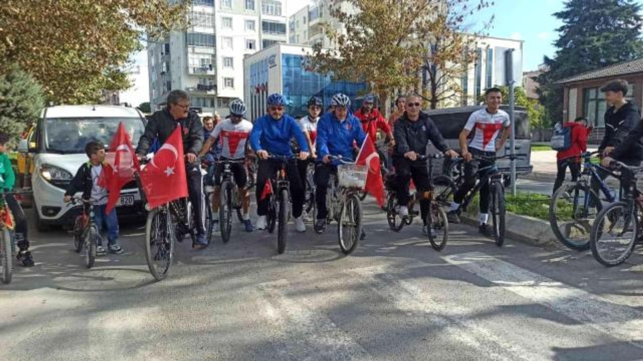 Bafra'da "4. Cumhuriyet Bayramı Bisiklet Turu" düzenlendi