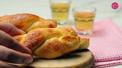 بالفيديو، حلى لفة الخميرة الهشة