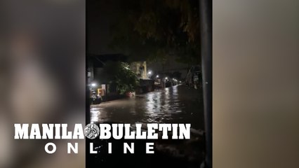 Houses submerged in deep flood in Noveleta, Cavite due to 'Paeng'