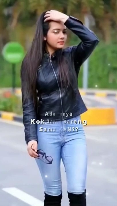 Kami bahagia di dunia nyata bukan di dunia maya