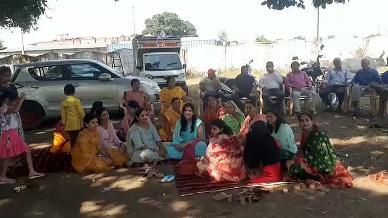 मंशा चौथ : मंदिराें में पहुंचे श्रद्धालु, किया पूजन, देखें वीडियो