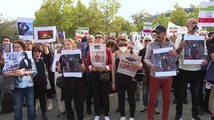 „Wir kämpfen für die ganze Welt“: Iran-Kundgebungen in europäischen Städten