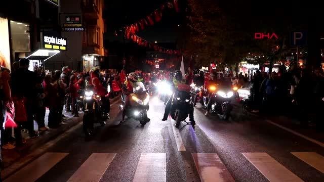 TEKİRDAĞ'DA CUMHURİYET BAYRAMI KUTLAMALARINDA FENER ALAYI DÜZENLENDİ