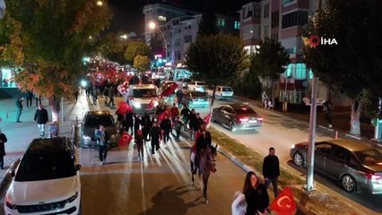 Fener alayına atlarla katılan vatandaşlar etkinliğe renk kattı