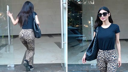 Mouni Roy का बिगड़ Balance, गिरते गिरते Video Viral । Boldsky* Entertainment