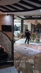 محمد الترك يعود لأولاده وصور دنيا بطمة تزين غرفته!