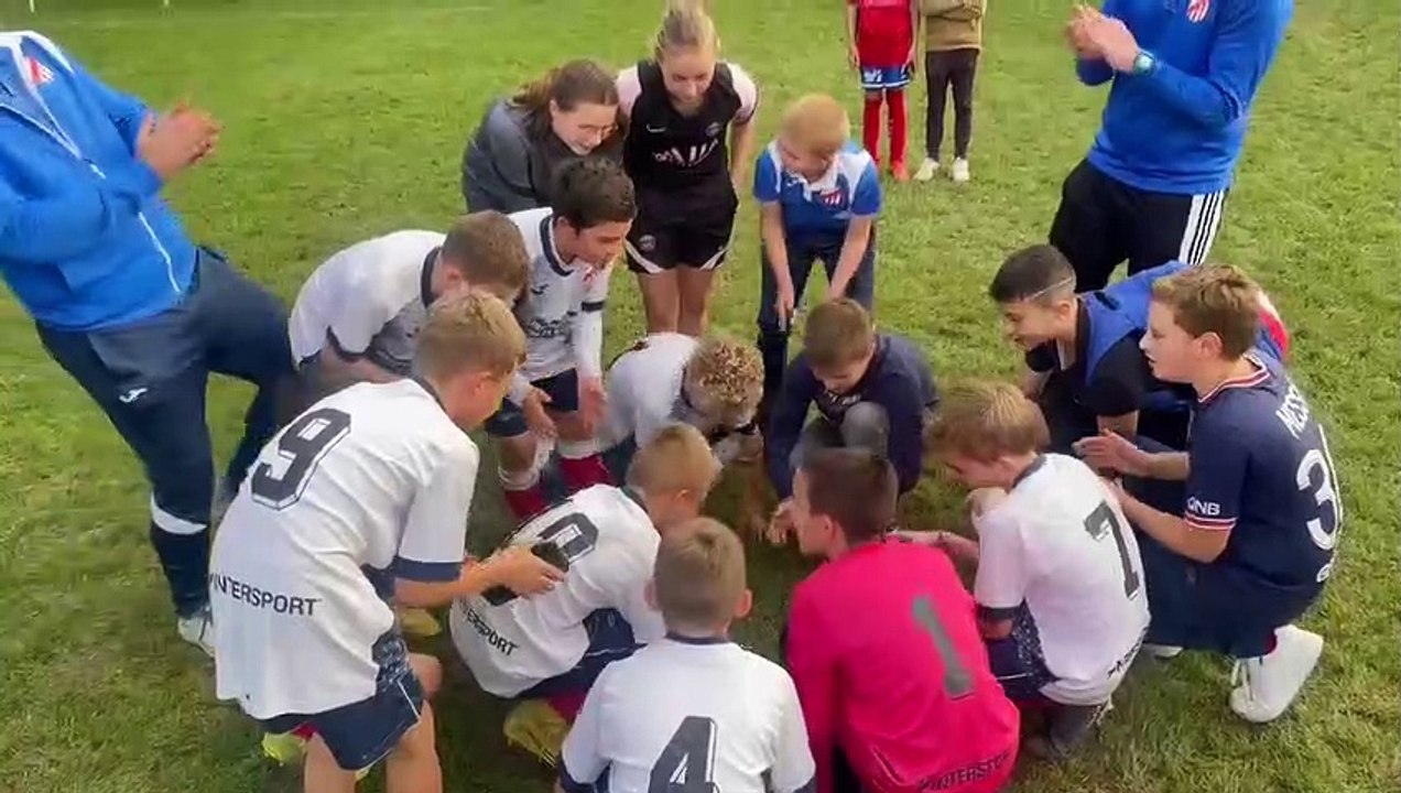Célébration Victoire ! Tournoi U13 CA Longueville (Samedi 29 Octobre 2022)