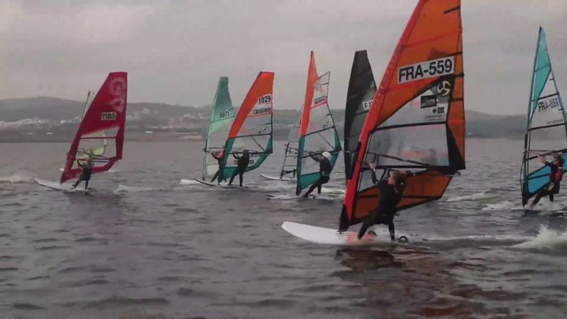 Fédération Française de Voile 2022 - FFVoile / CFXGlisse Slalom 2022 Des départs sans y arriver !