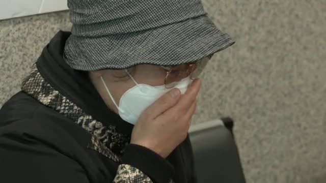 Un testigo de la tragedia de Halloween en Seúl dice que vio olas de gente tratando de escapar