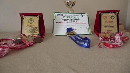 ŞANLIURFA - Avrupa şampiyonu Rabia'nın gözü dünya şampiyonluğunda