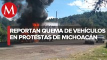 Detienen a supuestos normalistas que incendiaban camión en Michoacán