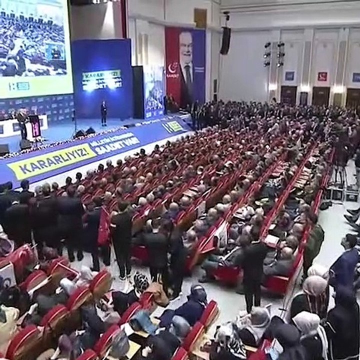 Saadet Partisi Kongresi'nde Temel Karamollaoğlu'ndan 'laiklik' mesajı
