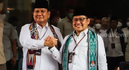 Télécharger la video: Bertemu Cak Imin, Prabowo sebut Gerindra-PKB siap majukan Indonesia