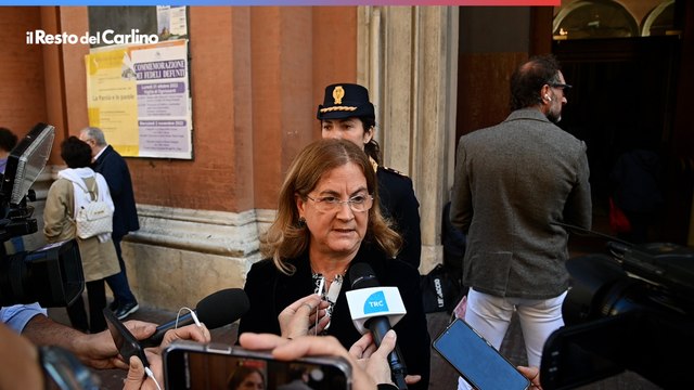 Bologna, il questore in chiesa: dall'altare l'appello contro le truffe agli anziani