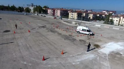 Kadın sağlık çalışanlarına ileri sürüş eğitimi verildi