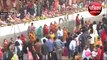 दिल्ली: छठ पूजा के अवसर पर श्रद्धालुओं ने डूबते सूर्य को अर्घ्य देकर की पूजा; देखें वीडियो