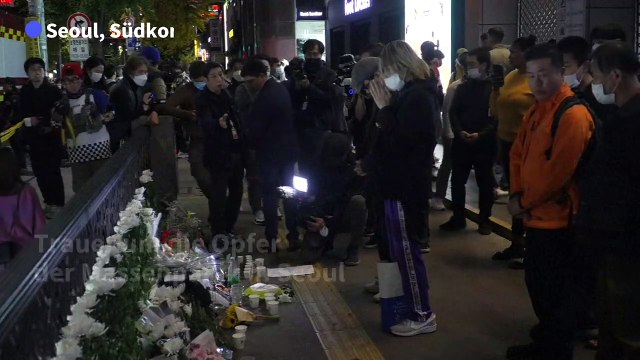 Trauer um Opfer der Massenpanik in Seoul