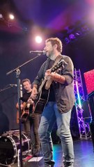 Patrick Bruel en showcase pour les trois ans d'Olympia TV le jeudi 27 octobre 2022.