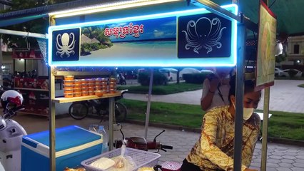Cumi bakar pingir jalan yg selalu ramai pembeli