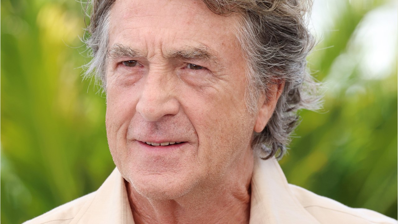 GALA VIDEO - Alcool, “mauvaise réputation”, “coups dans la gueule”… : François Cluzet raconte son quotidien de fêtard