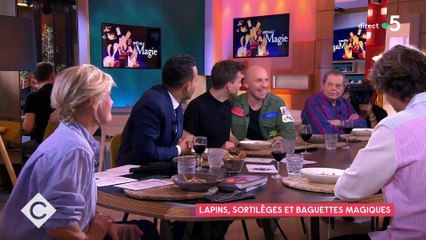 "Les jeunes Roumaines" : Gérard Majax  créé un gros malaise dans C à Vous avec une blague