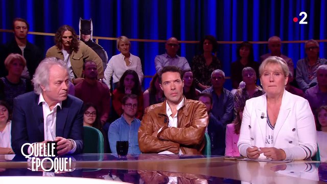 Léa Salamé remet en place sèchement Christophe Dechavanne face à Nadine Morano: Laisse la parler! Je t'en supplie, laisse la parler ou on ne va pas y arriver!