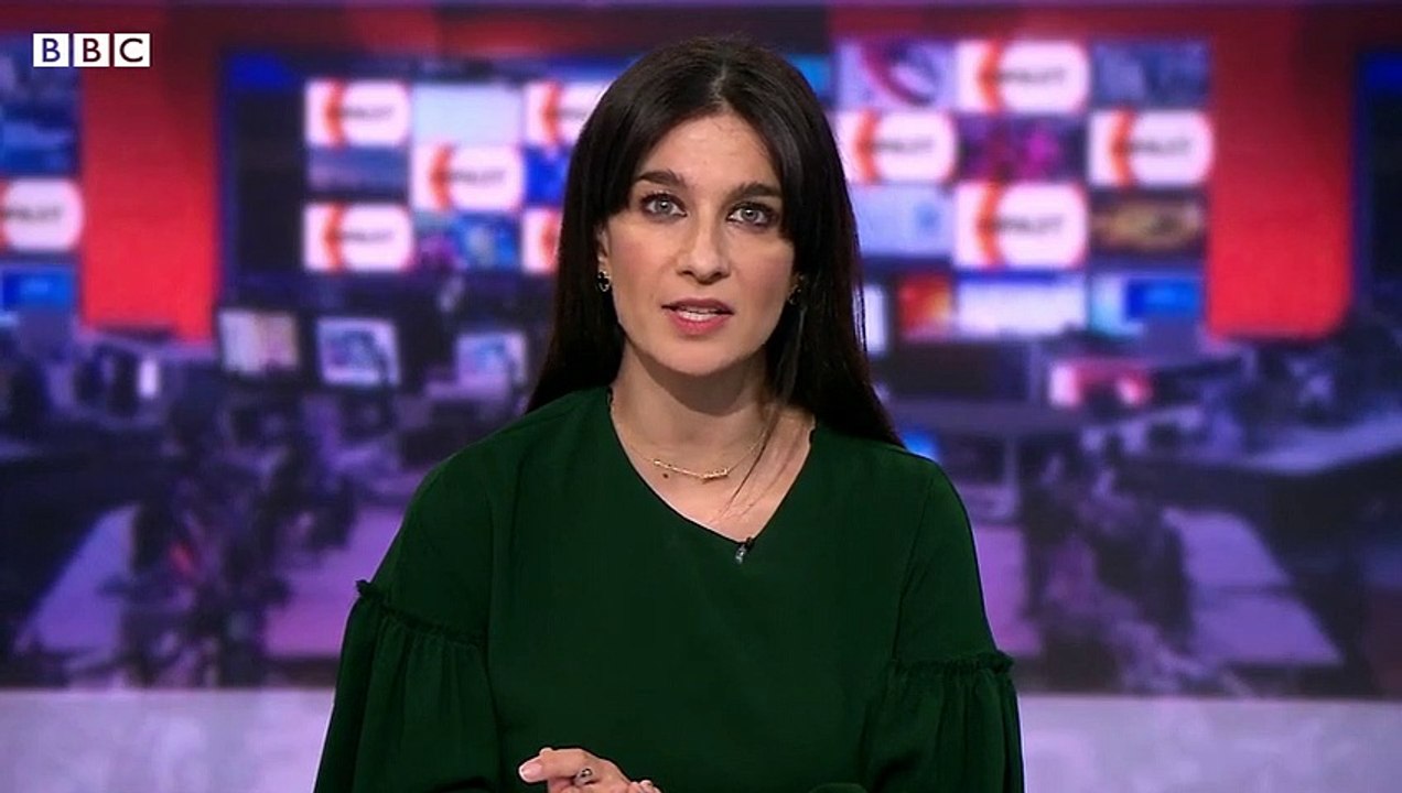 Iran_protests_escalate_as_crackdown_continues_-_BBC_News.
