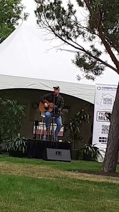 Tyler Joe Miller, Canadian Singer and Writer ! Stag Show Clips ! Trading Canadian Singer ! (2)