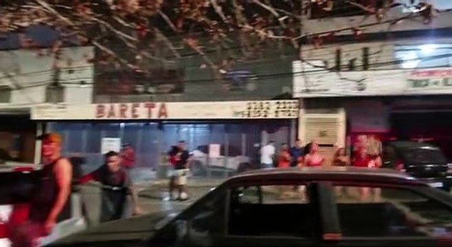 Quase 100 PMs são chamados para conter briga entre eleitores de Lula e Bolsonaro; 5 são presos