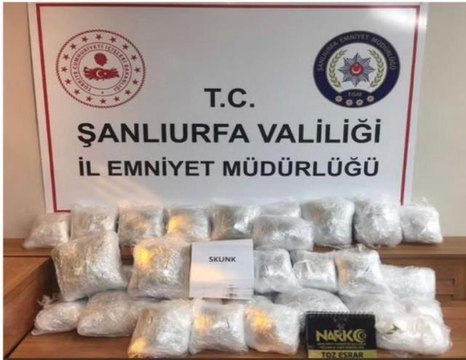Narkotik ekiplerinin takibe aldığı tırda, 21 kilogram uyuşturucu ele geçirildi