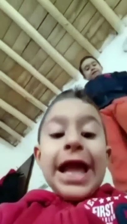 bache ke hue viral video kids ne kardiya ek karnama