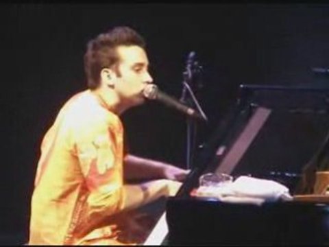 SAEZ live aux bouffes du nord 25 juin 2005 Part 4