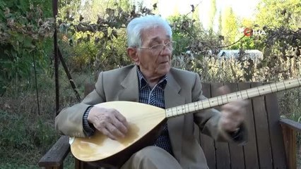 Çocukluk hayali olan şarkıcılığa 82 yaşında kavuştu