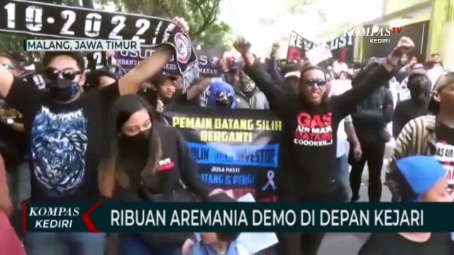 Ribuan Aremania Demo di Depan Kantor Kejari Tuntut Usut Tuntas