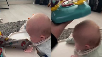 SUPER ATTENTIVE mom saves her 4-month-old boy from getting his head smashed by big bro