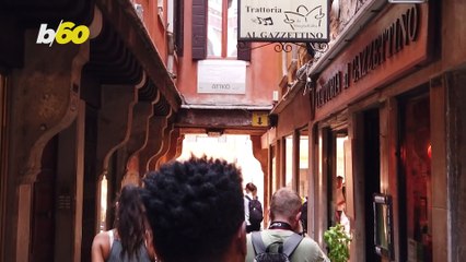 How to be a Respectful Traveler, No Matter What Country You’re In!