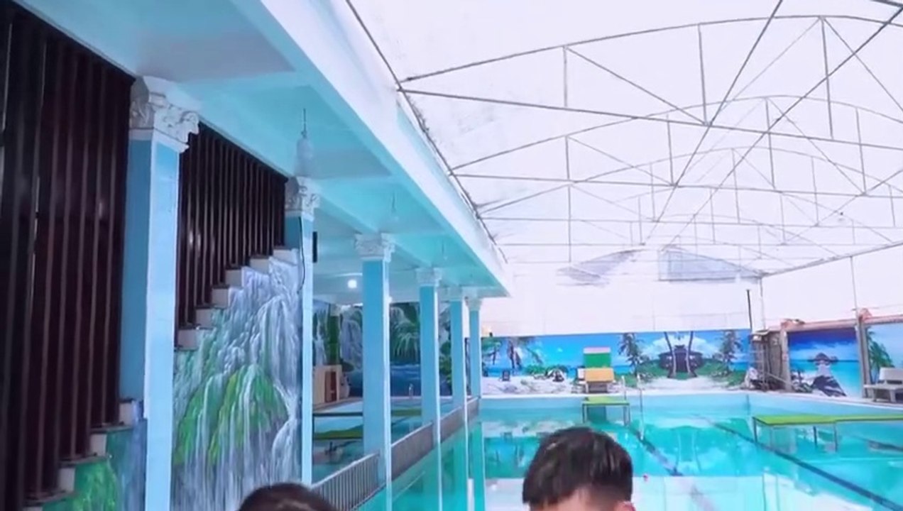 TRY NOT TO LAUGH GIRL FART PRANK BATTLE NERF GUNS  Funny Jackpot Girl In Swimming Pool TL Nerf War