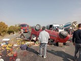 MALATYA'DA HAFİF TİCARİ ARAÇ DEVRİLDİ 1 ÖLÜ, 1 YARALI