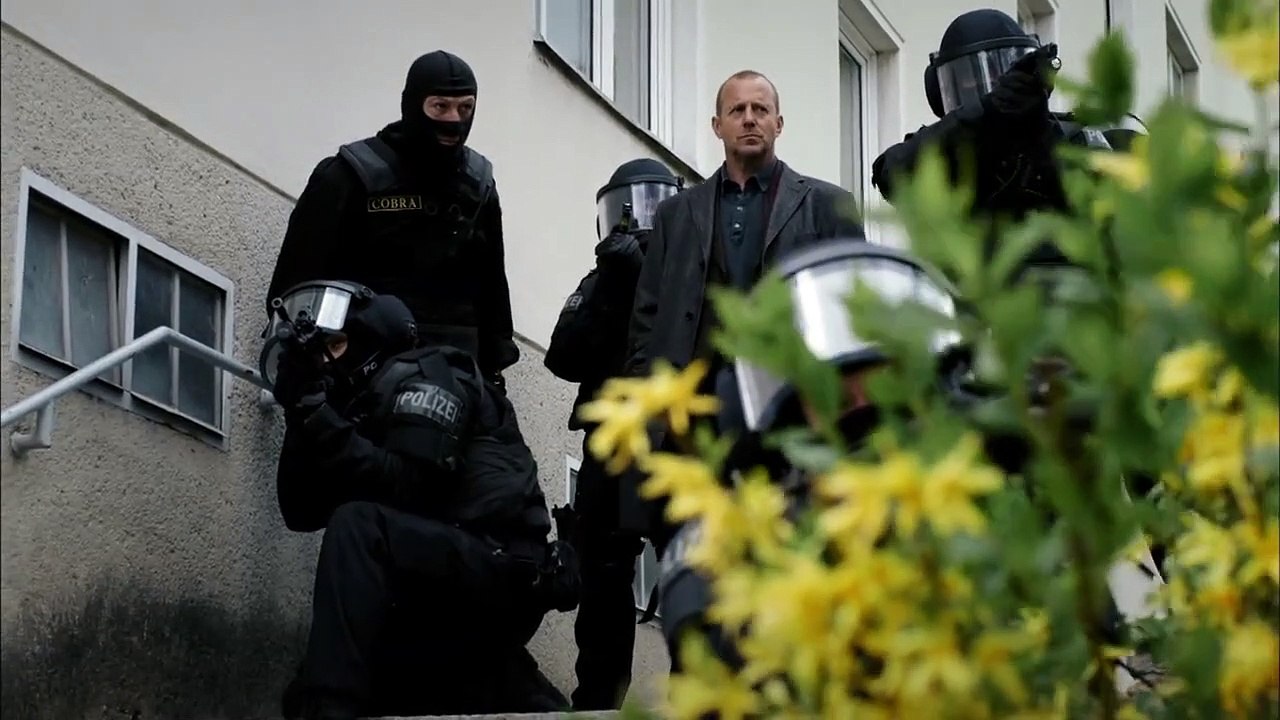 Spuren des Bösen Staffel 1 Folge 5 - Part 01 HD Deutsch