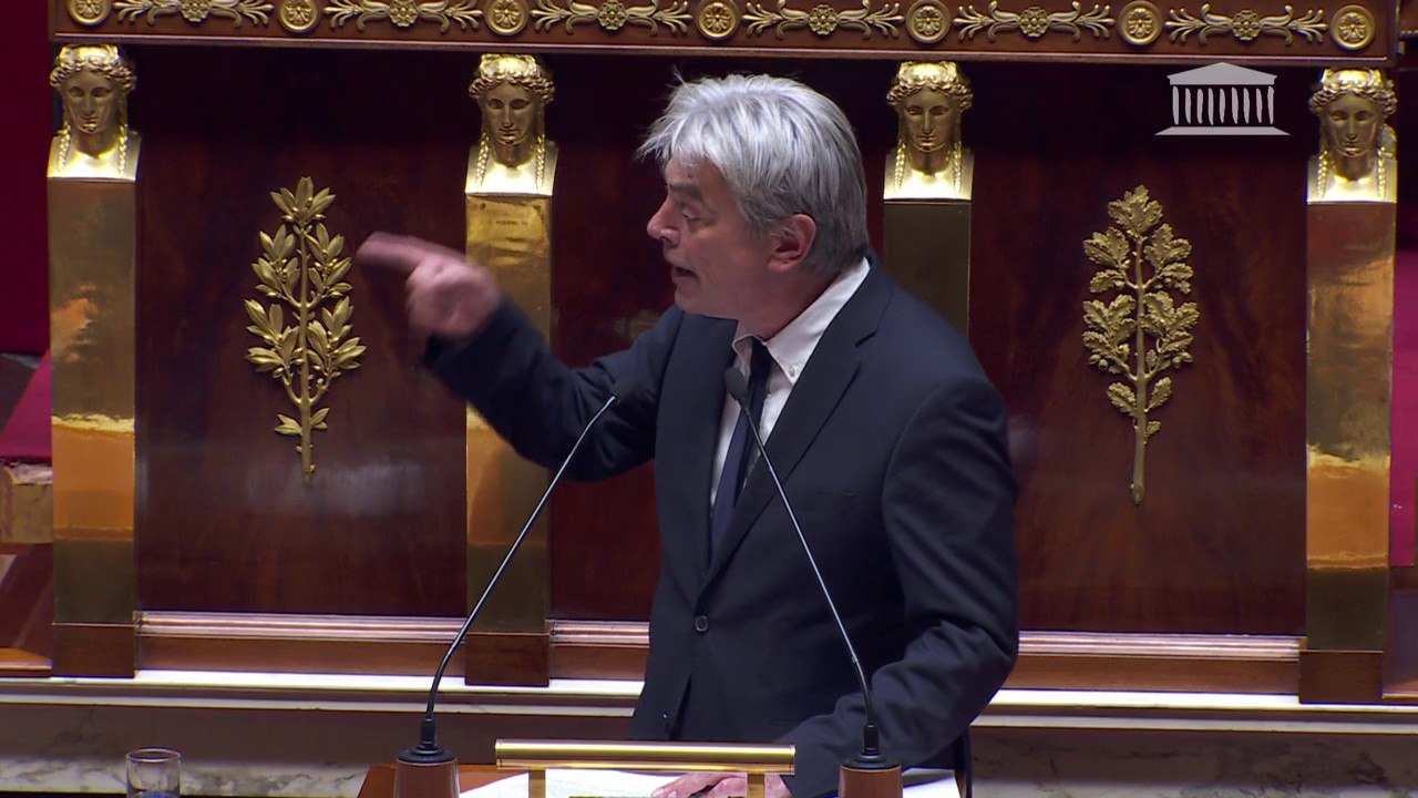 "Vos votes, nous ne les voulons pas": le député...