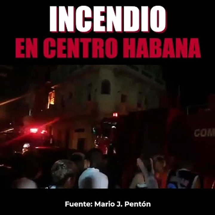 Incendio nocturno devora edificio en Centro Habana.