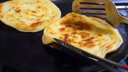 Karachi Famous Lachha Paratha Recipe by Lively Cooking