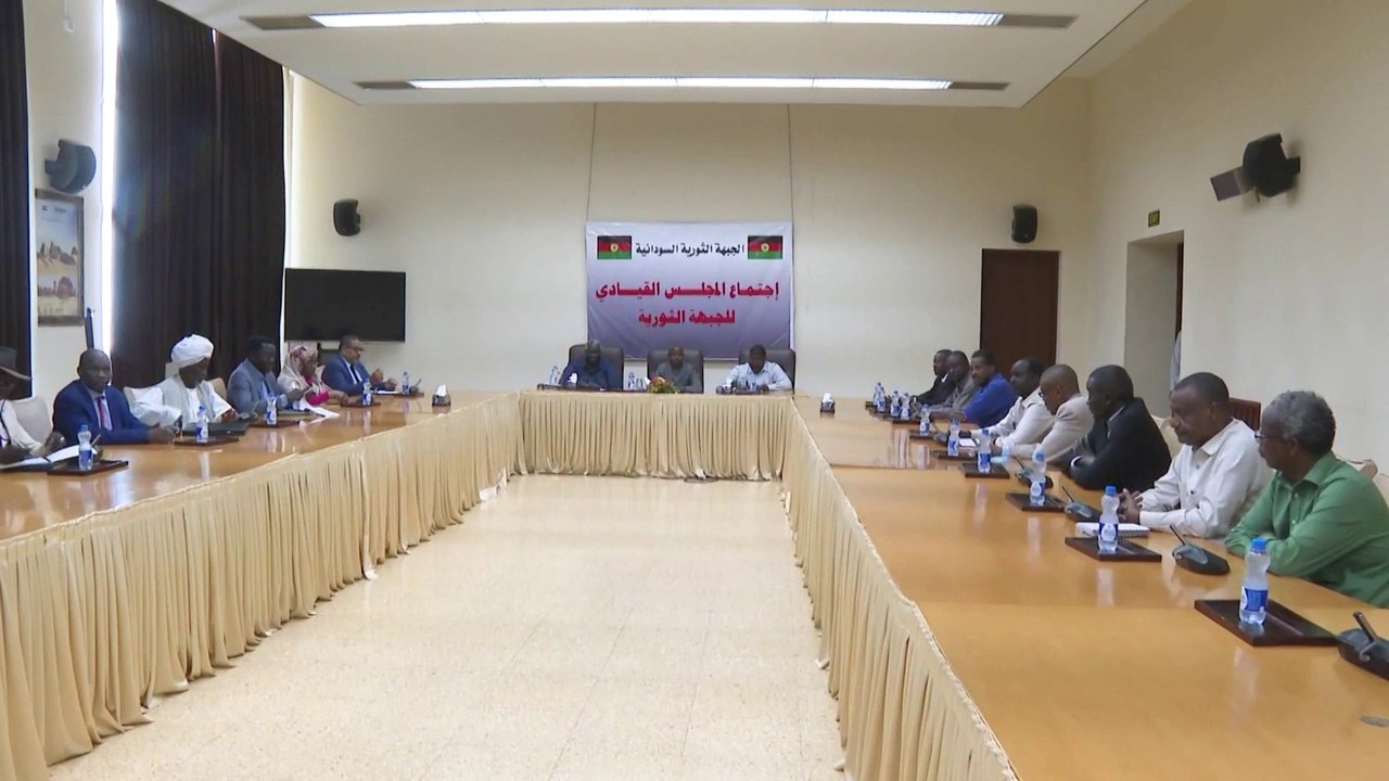 انقسام حاد داخل قوى المكون المدني حول العلاقة مع المكون العسكري