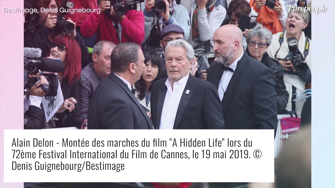 Alain Delon photographié avec son petit-fils Lino : Anouchka Delon partage un très joli moment