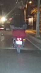 MOTOSİKLET ÜZERİNDE TEHLİKELİ YOLCULUK