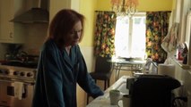 Mrs. Fitzgerald Is Missing - Se1 - Ep01 HD Watch HD Deutsch