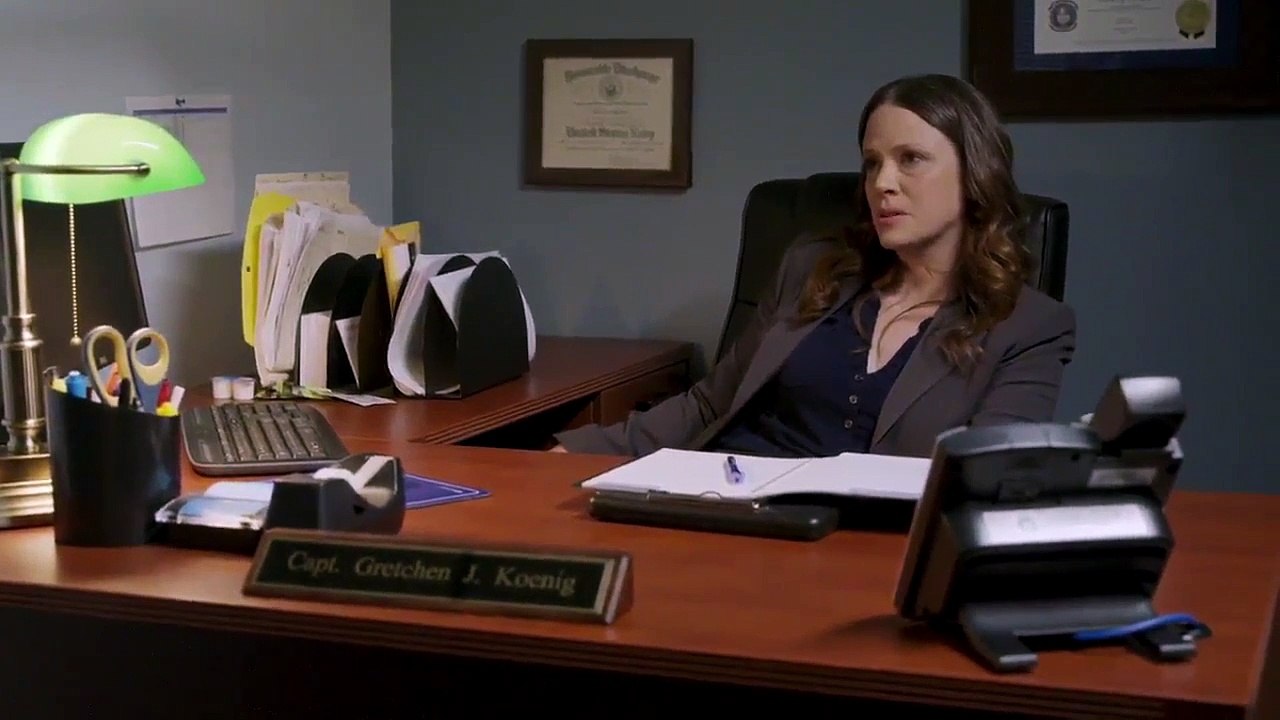 Mrs. Fitzgerald Is Missing - Se2 - Ep01 HD Watch HD Deutsch