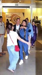 WatchVideo: Desi Girl Priyanka Chopra is back home in Mumbai after 3 years