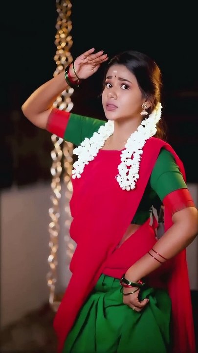 சிம்புவின் மல்லிப்பூ பாடலுக்கு தமிழ் இளம்பெண் போட்ட செம டான்ஸ்