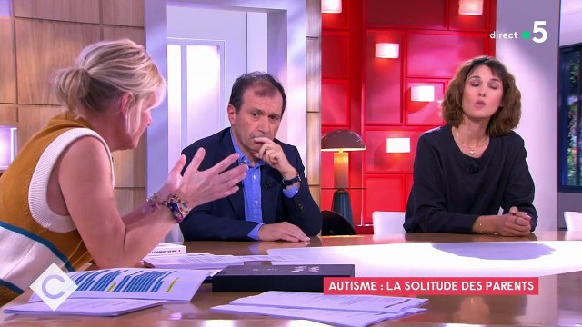 Après le meurtre à Marseille d'un jeune garçon autiste, les confidences d'Églantine Éméyé mère d'un enfant polyhandicapé: Parfois, j'ai pensé à le jeter par la fenêtre et me suicider